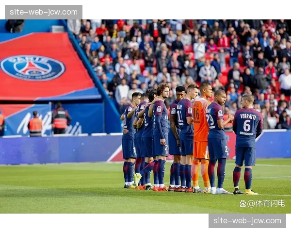 巴萨与皇马冠军争夺进入白热化 双方仅差一分 巴萨与皇马冠军争夺进入白热化 双方仅差一分