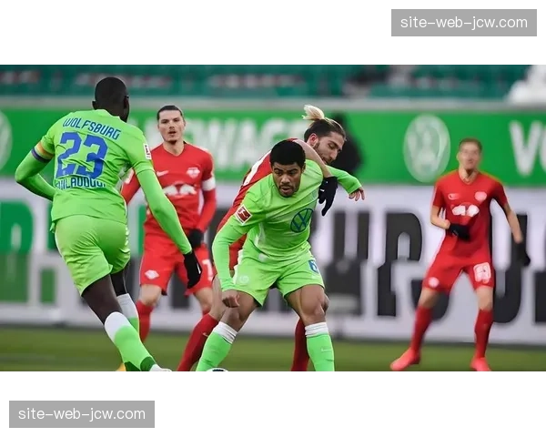 门兴格拉德巴赫防守端问题凸显,近十场场均失球1.9个 门兴格拉德巴赫防守端问题凸显,近十场场均失球1.9个